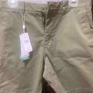 Lacoste Men's Regular Fit Bermuda Short, Tank Green, 32